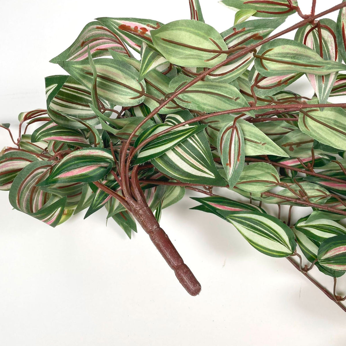 Mica Artificial Spiderwort