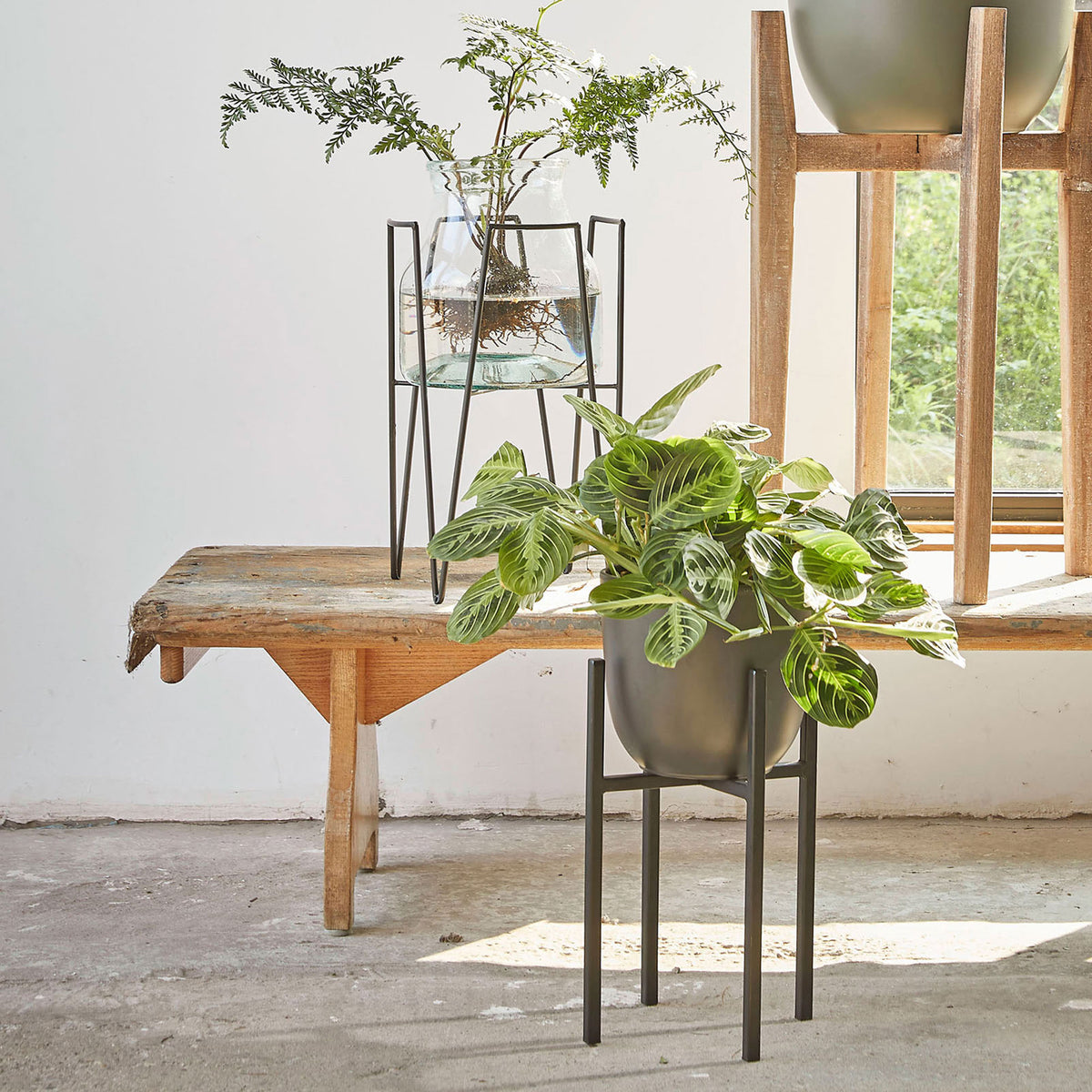 Mica Decorations Plant stand Blom black